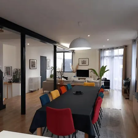 Grande Maison Familiale 8p, 14 Max, Pas De Fete Нант