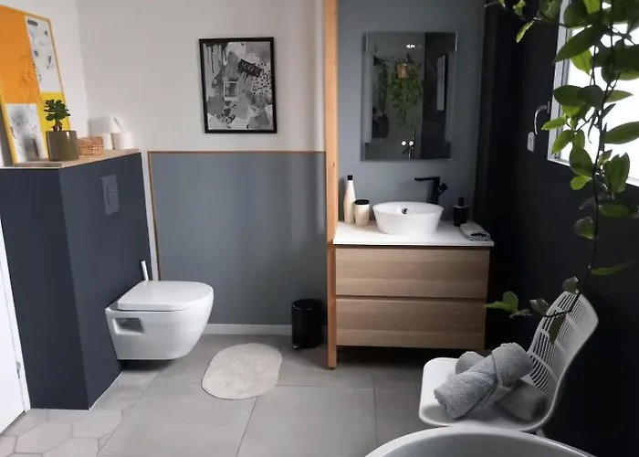 Grande Maison Familiale 8p, 14 Max, Pas De Fete * Nantes