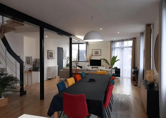 Grande Maison Familiale 8p, 14 Max, Pas De Fete Nantes