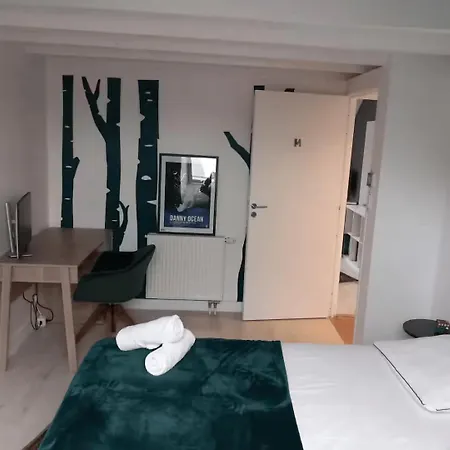 Grande Maison Familiale 8p, 14 Max, Pas De Fete ナント